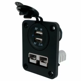 Arctic Marine Trukkiliitin 50A USB-liittimellä paneelikiinnitys